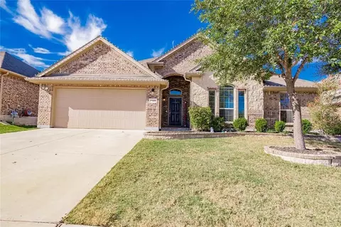 7105 Frenton Ter, Fort Worth, TX 76131