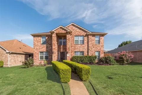 235 Deerfield Ct, Cedar Hill, TX 75104