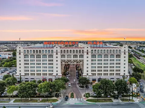 2600 W 7th St #1421, Fort Worth, TX 76107