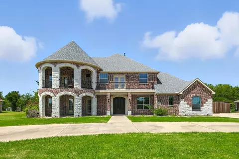 703 Stowe Ln, Lakewood Village, TX 75068
