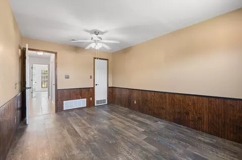 811 Mcanear St, Cleburne, TX 76033 photo 13