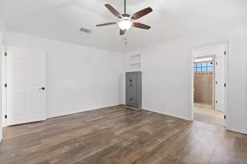 811 Mcanear St, Cleburne, TX 76033 photo 19