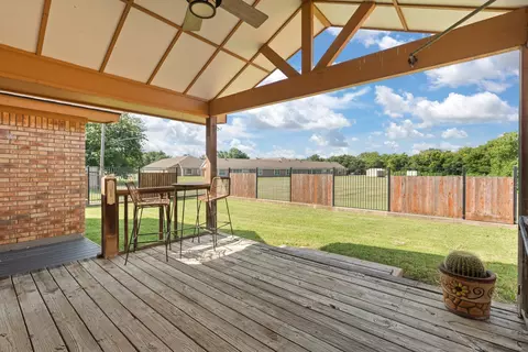 811 Mcanear St, Cleburne, TX 76033 photo 27