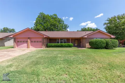 3326 High Meadows Dr, Abilene, TX 79605