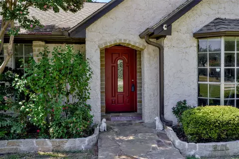 2001 Newcastle Cir, Plano, TX 75075