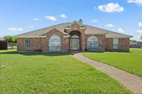 612 Saratoga Dr, Robinson, TX 76706
