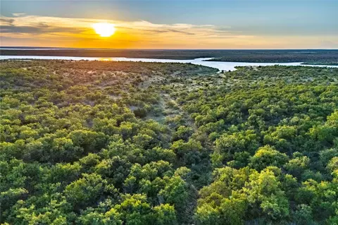 tbd Fm-1929, Voss, TX 76888