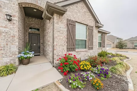 1800 Otwell Dr, Haslet, TX 76052