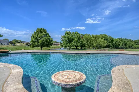 635 Belmont Ln, Van Alstyne, TX 75495