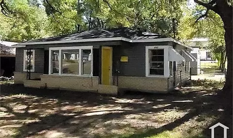 1747 Fulton St, Shreveport, LA 71103