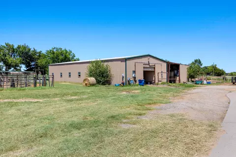 8445 Fm 2931, Pilot Point, TX 76258 photo 3