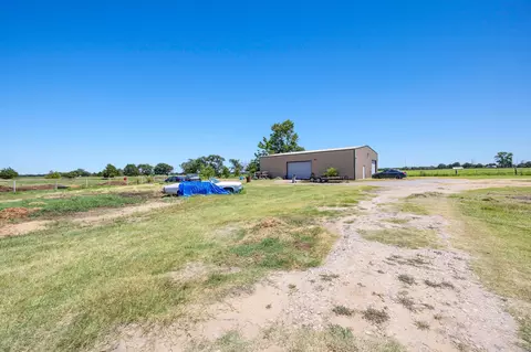 8445 Fm 2931, Pilot Point, TX 76258 photo 11