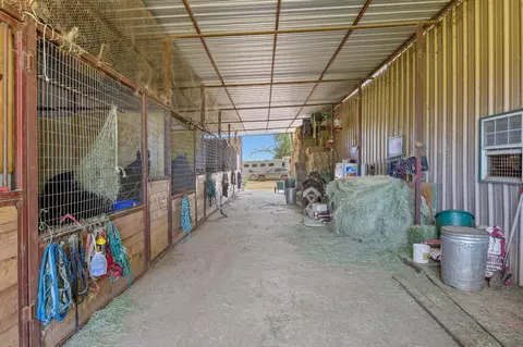 8445 Fm 2931, Pilot Point, TX 76258 photo 6