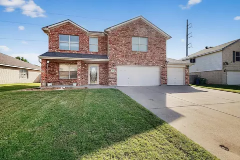 219 Vivian Dr, Waxahachie, TX 75165