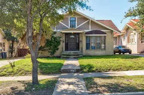 1317 Grand Ave, Fort Worth, TX 76164