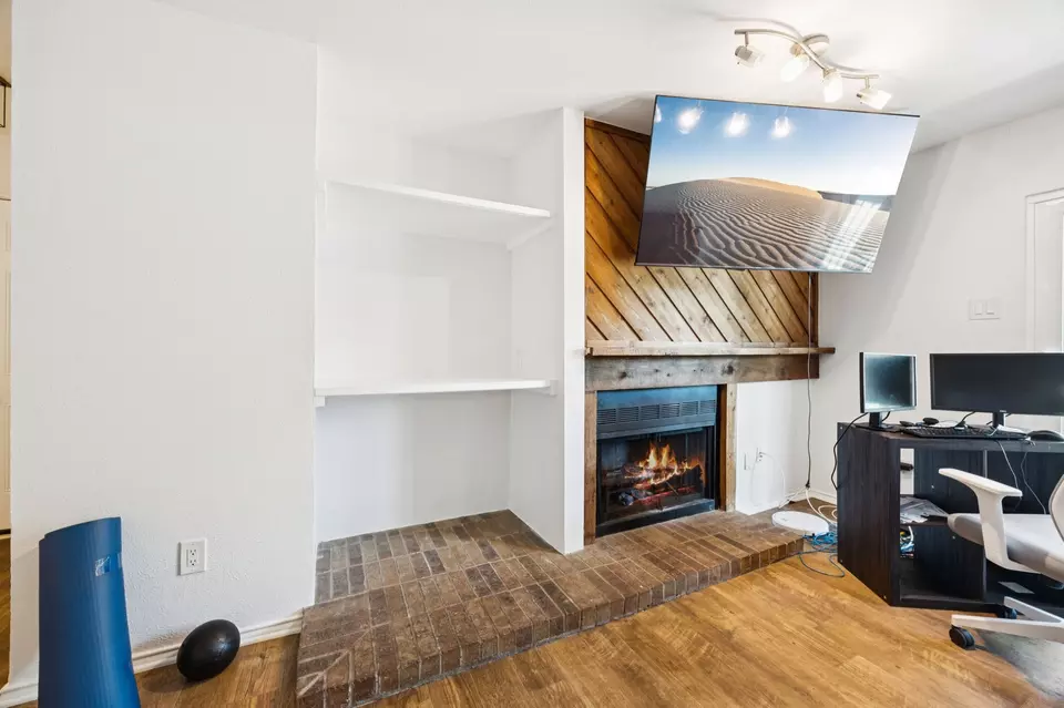 Other - 8109 Skillman St #2024, Dallas, TX 75231 photo 2 of 4