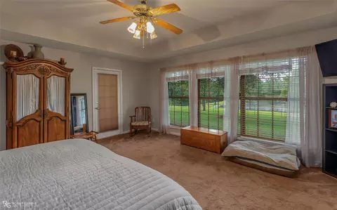 Bedroom - 19229 Highway 157, Plain Dealing, LA 71064 photo 2 of 4
