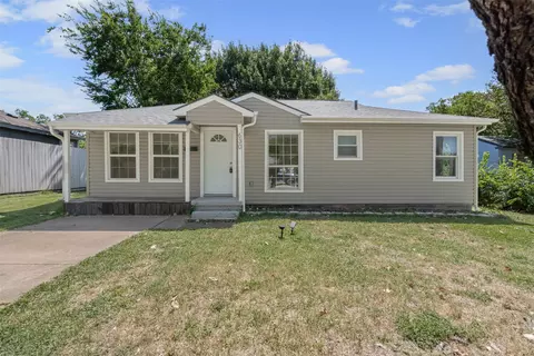 630 Ouida St, Grand Prairie, TX 75051