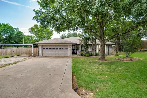 611 Overhill Rd, Granbury, TX 76048