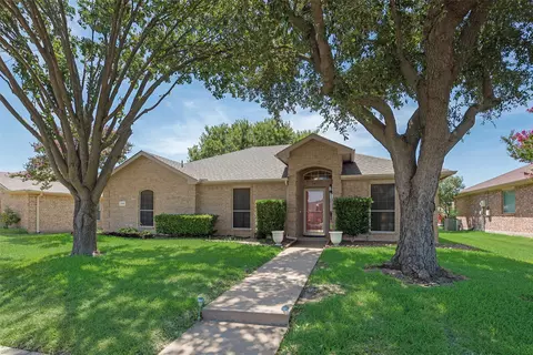 103 N Rolling Meadows Dr, Wylie, TX 75098