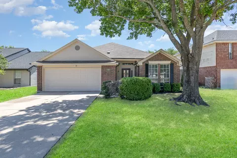 104 Woodcreek Dr, Rockwall, TX 75032