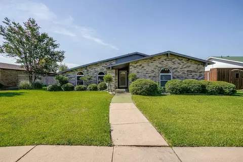 4610 Bridgeport Dr, Garland, TX 75043