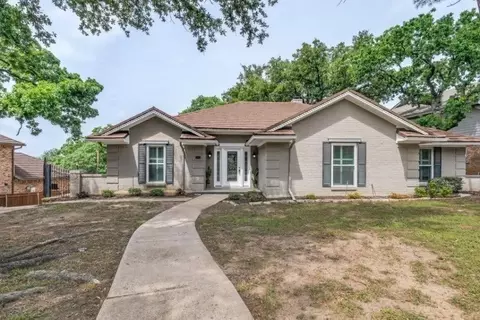 808 Portofino Dr, Arlington, TX 76012