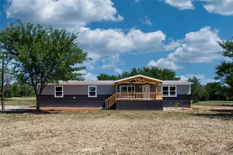 700 County Road 1785, Sunset, TX 76270