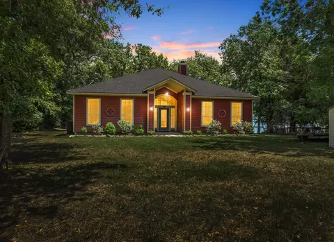 112 Lcr 799a, Groesbeck, TX 76642