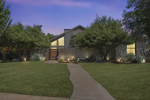 6031 Gentle Knoll Ln, Dallas, TX 75248
