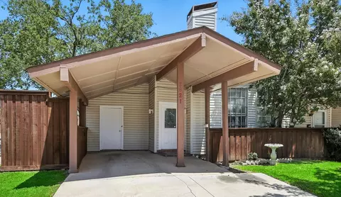 2621 Via Cordova, Carrollton, TX 75006