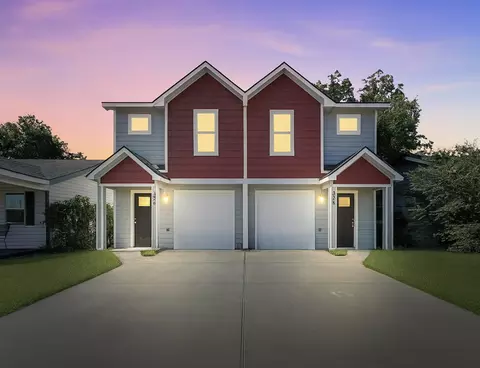 326-328 W Morgan St, Denison, TX 75020