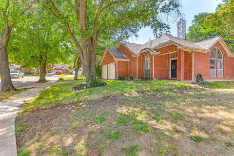 7457 Buckskin Ct, Fort Worth, TX 76137