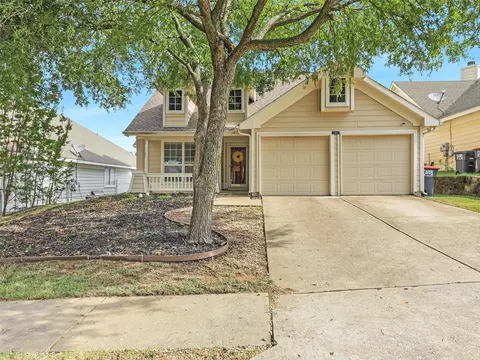 2402 Hillside Dr, Anna, TX 75409