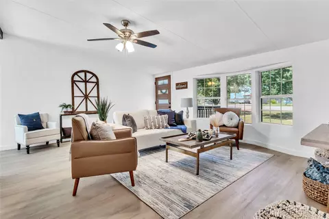 1117 Pecan Ridge Dr, Venus, TX 76084