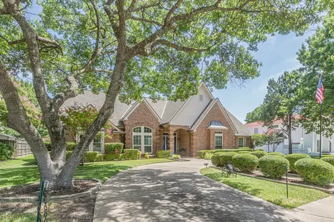 1614 Nob Hill Dr, Duncanville, TX 75137