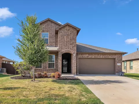 532 Redding Dr, Saginaw, TX 76131