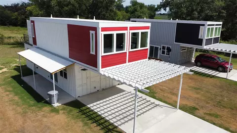1228 Kennie Dr, Commerce, TX 75428
