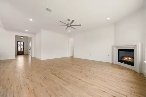 113 Highgate Ct, Boyd, TX 76023 photo 11