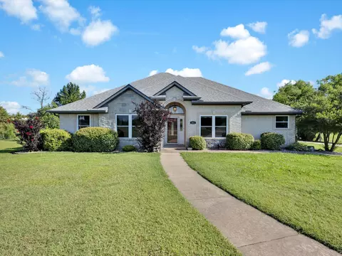 341 Stark Ln, Sherman, TX 75090