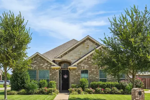 3018 Charing Cross Rd, Midlothian, TX 76065