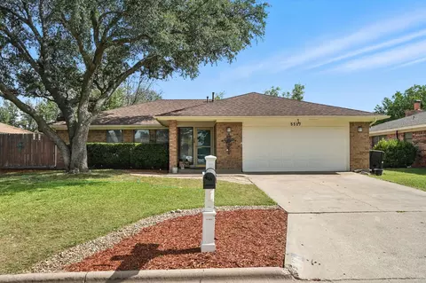 5317 Hunters Cir, Abilene, TX 79606