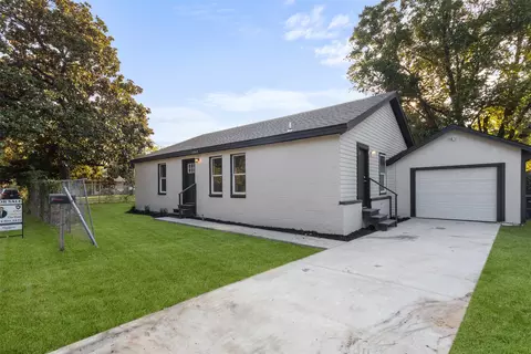 3947 Chenault St, Fort Worth, TX 76111