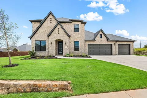525 Windchase Dr, Haslet, TX 76052