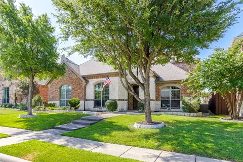 4510 Meadowview Ln, Sachse, TX 75048