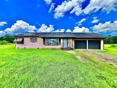 8515 N State Line Ave, Texarkana, TX 75503