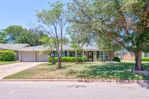 2318 Brentwood Dr, Abilene, TX 79605