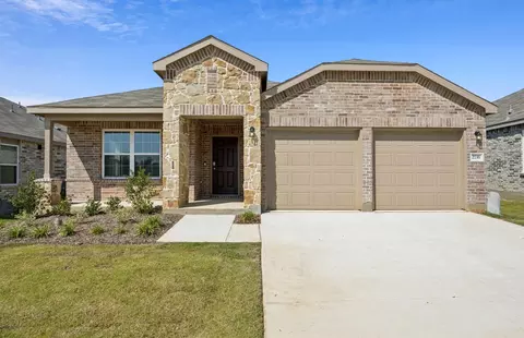 2716 Pecan Park Dr, Denton, TX 76208