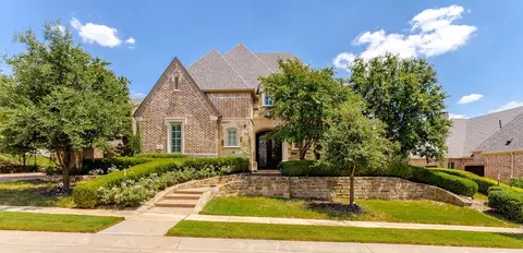 8760 Canyon Xing, Lantana, TX 76226