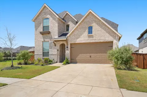 1736 Jumper Fields Dr, Aubrey, TX 76227